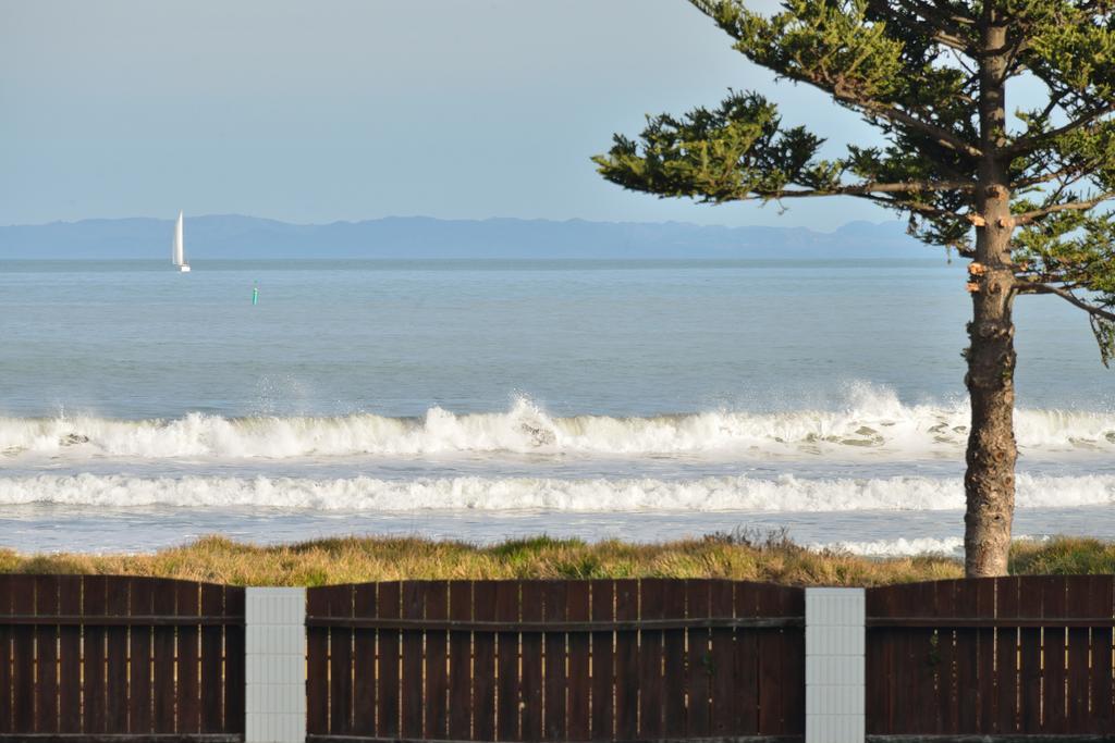 Waikanae Beach Motel Gisborne Zimmer foto