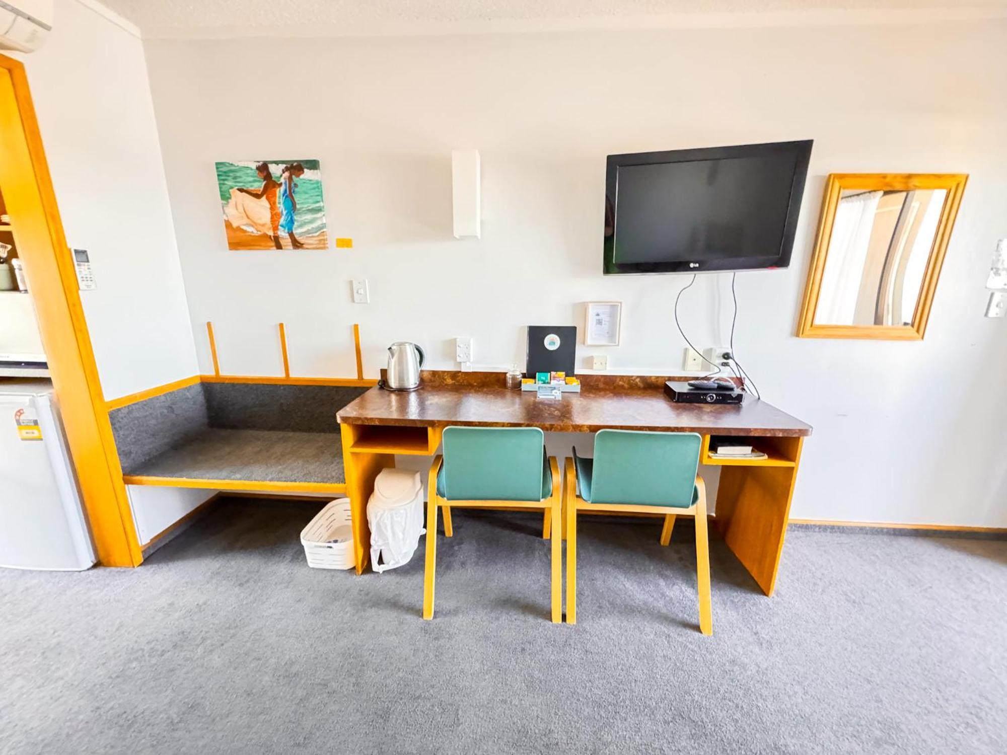 Waikanae Beach Motel Gisborne Exterior foto