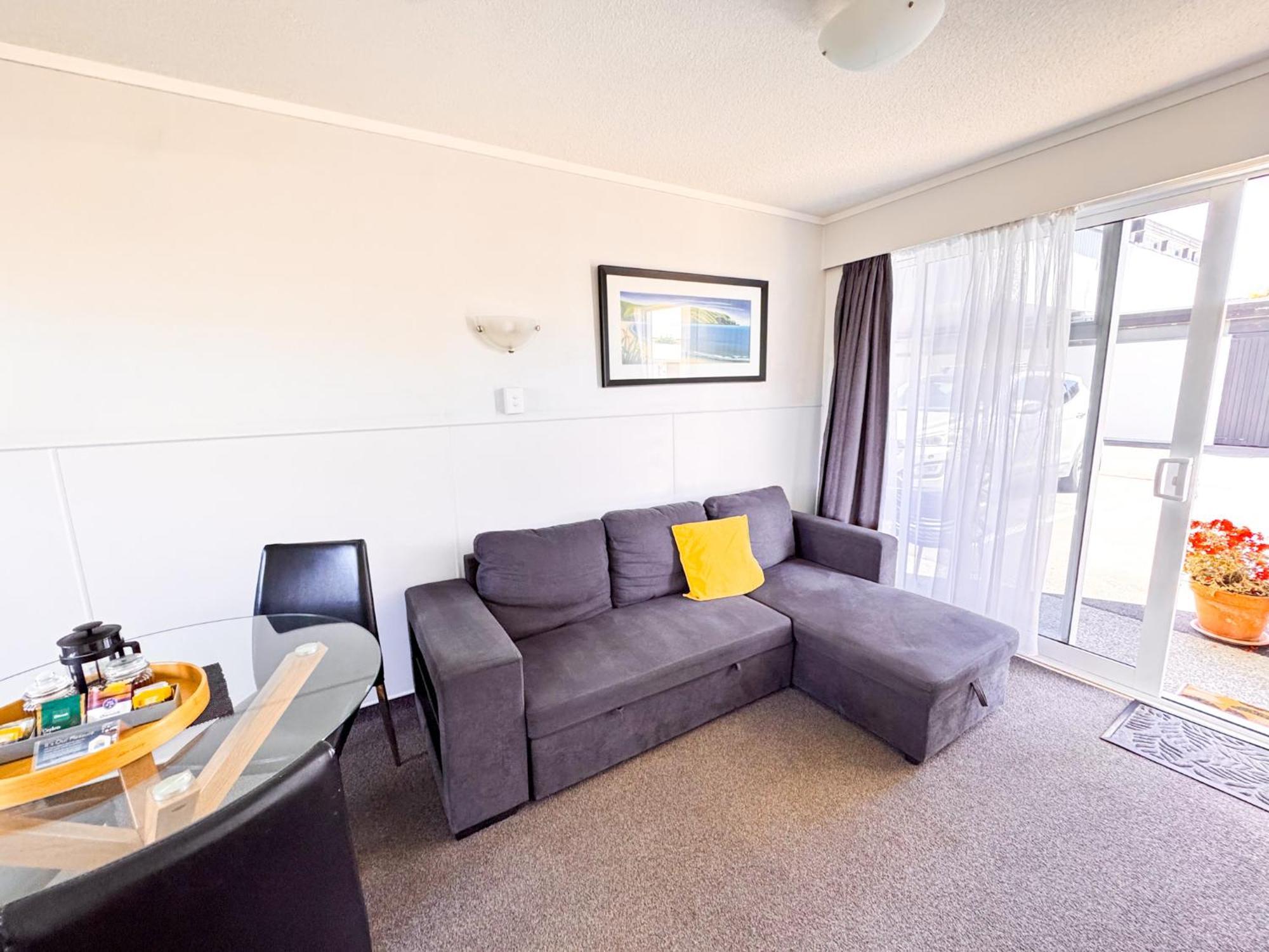 Waikanae Beach Motel Gisborne Exterior foto