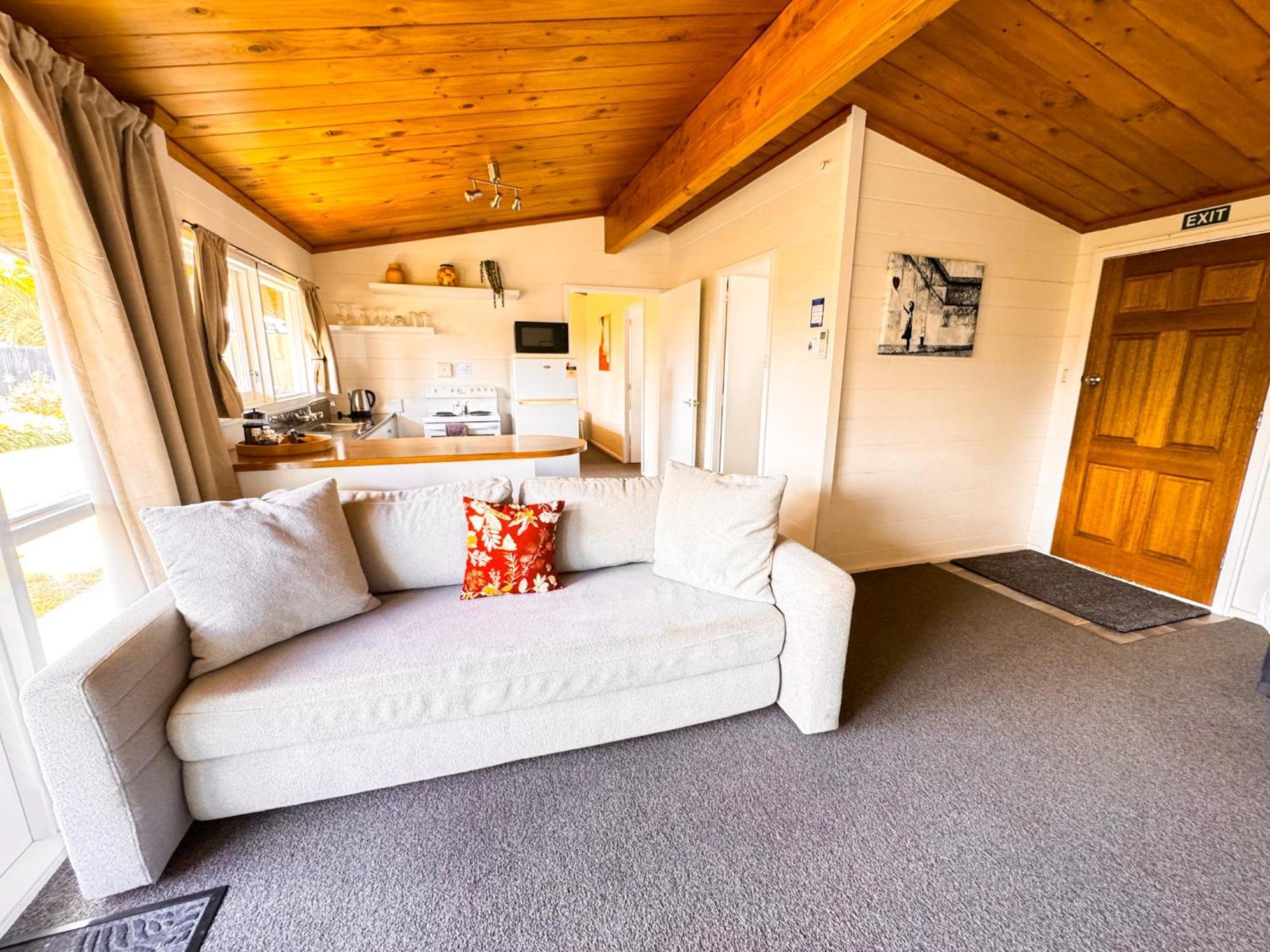Waikanae Beach Motel Gisborne Exterior foto