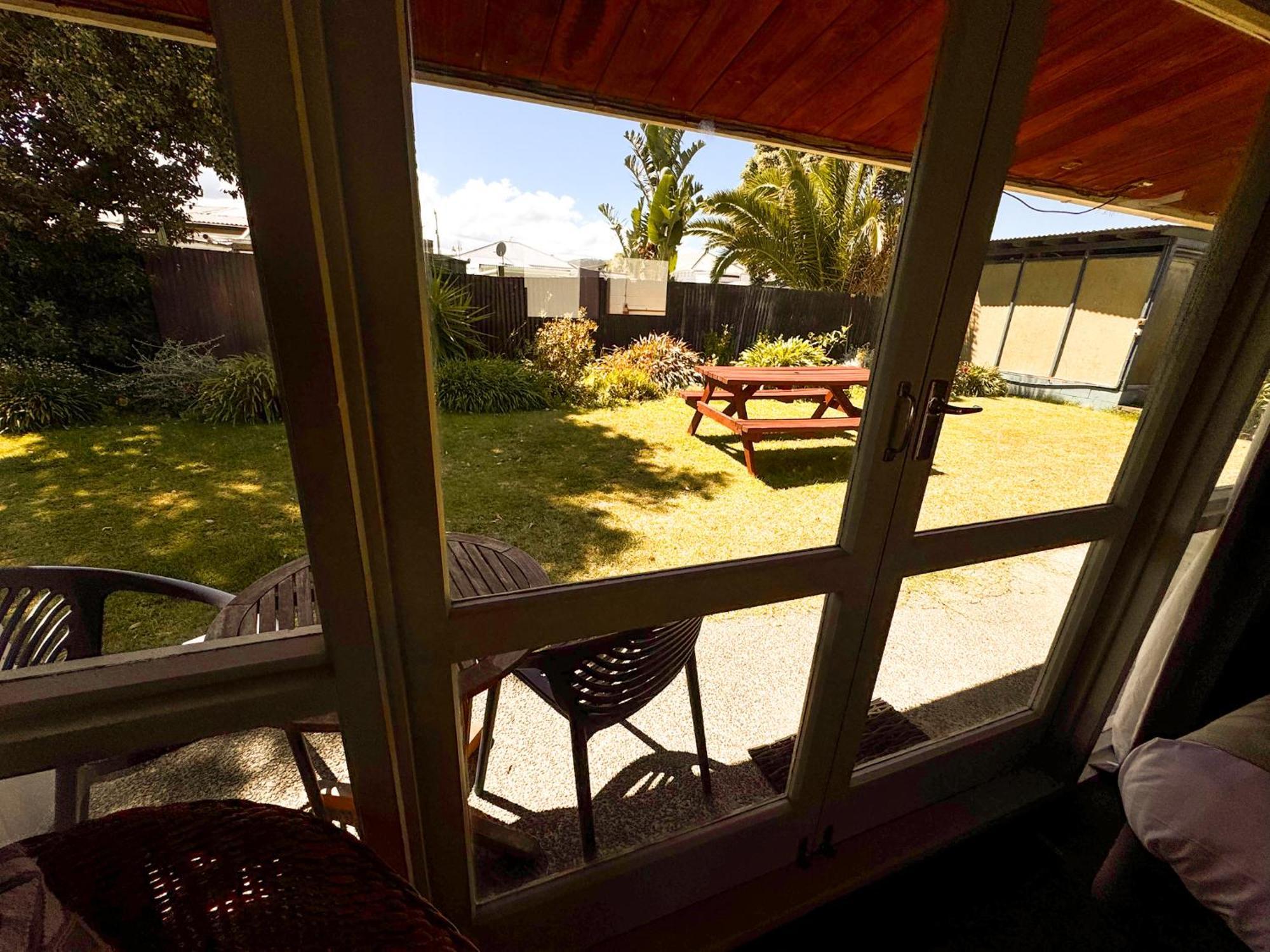 Waikanae Beach Motel Gisborne Exterior foto