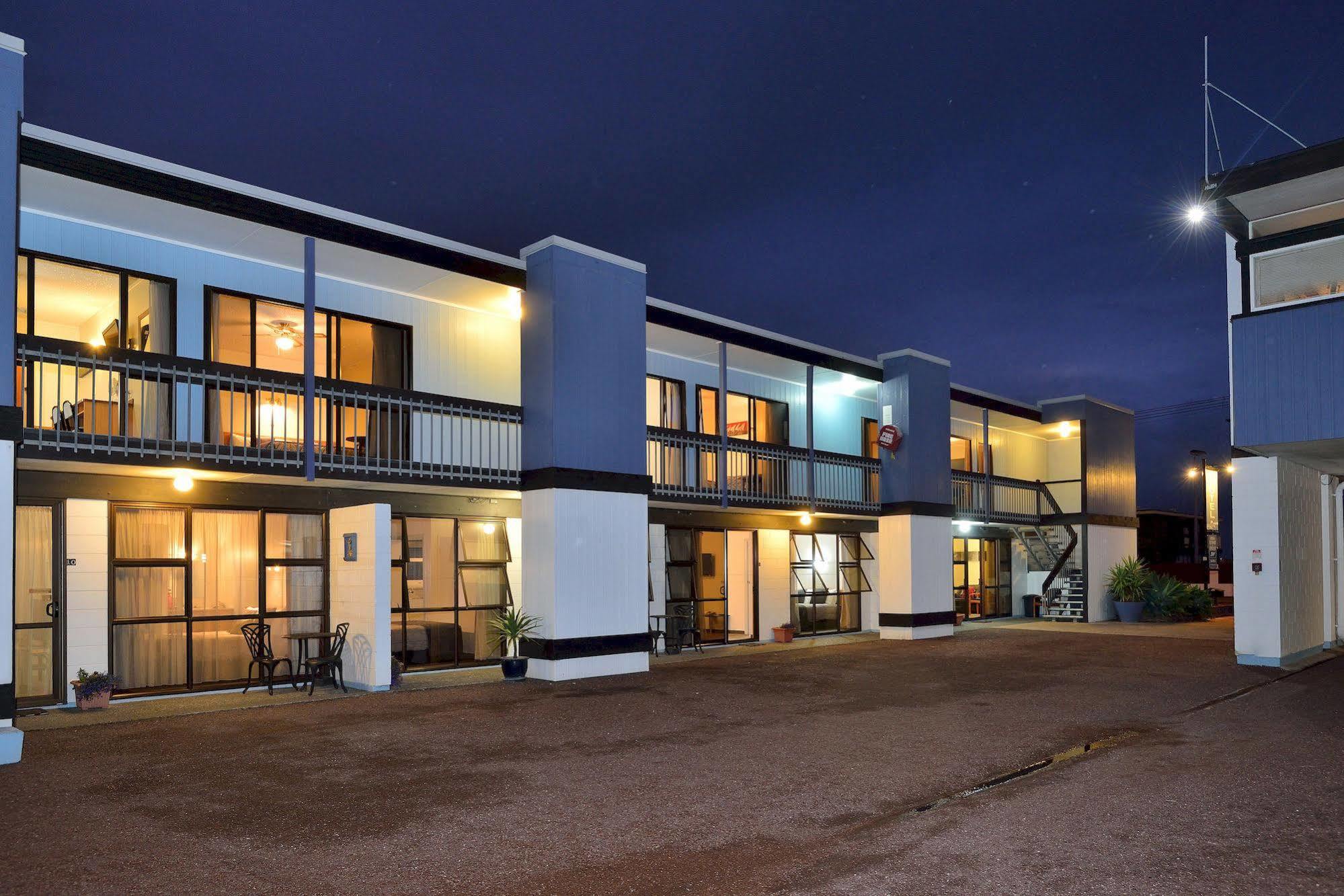 Waikanae Beach Motel Gisborne Exterior foto